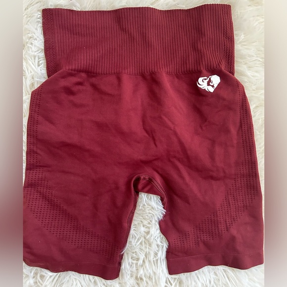 Women’s Best Seamless 6” Bike Short Small - Picture 1 of 2